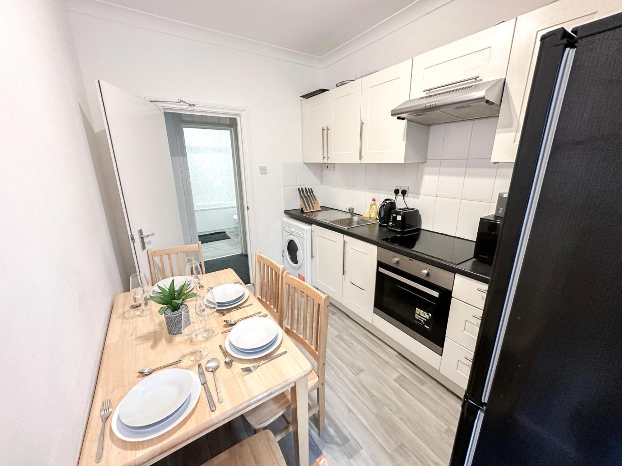 Cosy Apartments Near Hampstead Heath With Free On-Site Parking & Private Gardens, Golders Green Londen Buitenkant foto