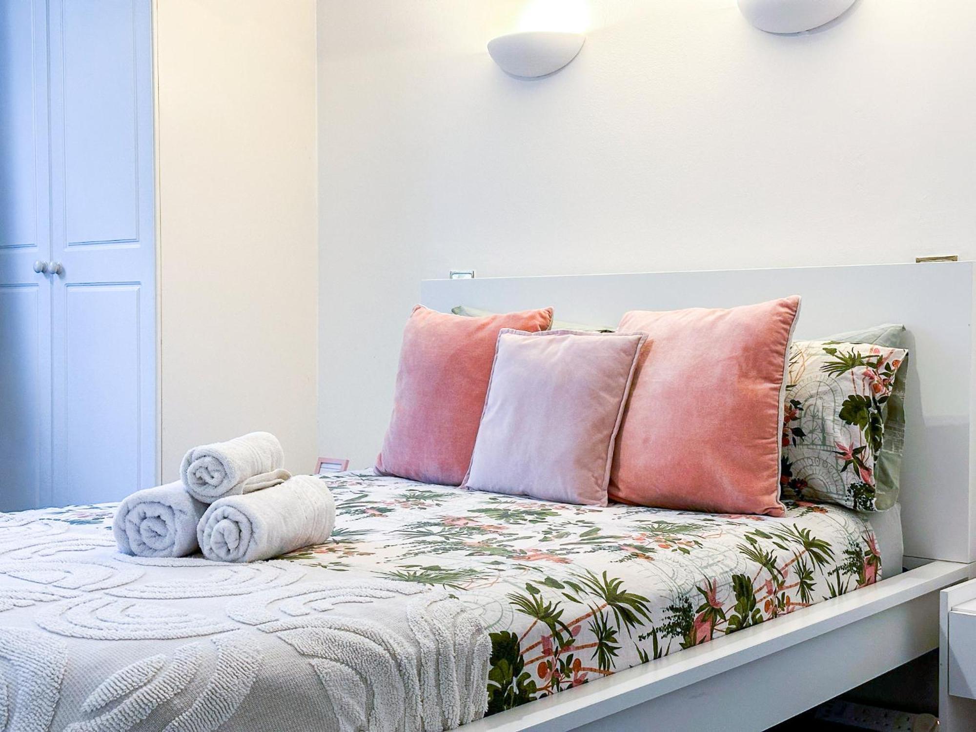 Cosy Apartments Near Hampstead Heath With Free On-Site Parking & Private Gardens, Golders Green Londen Buitenkant foto