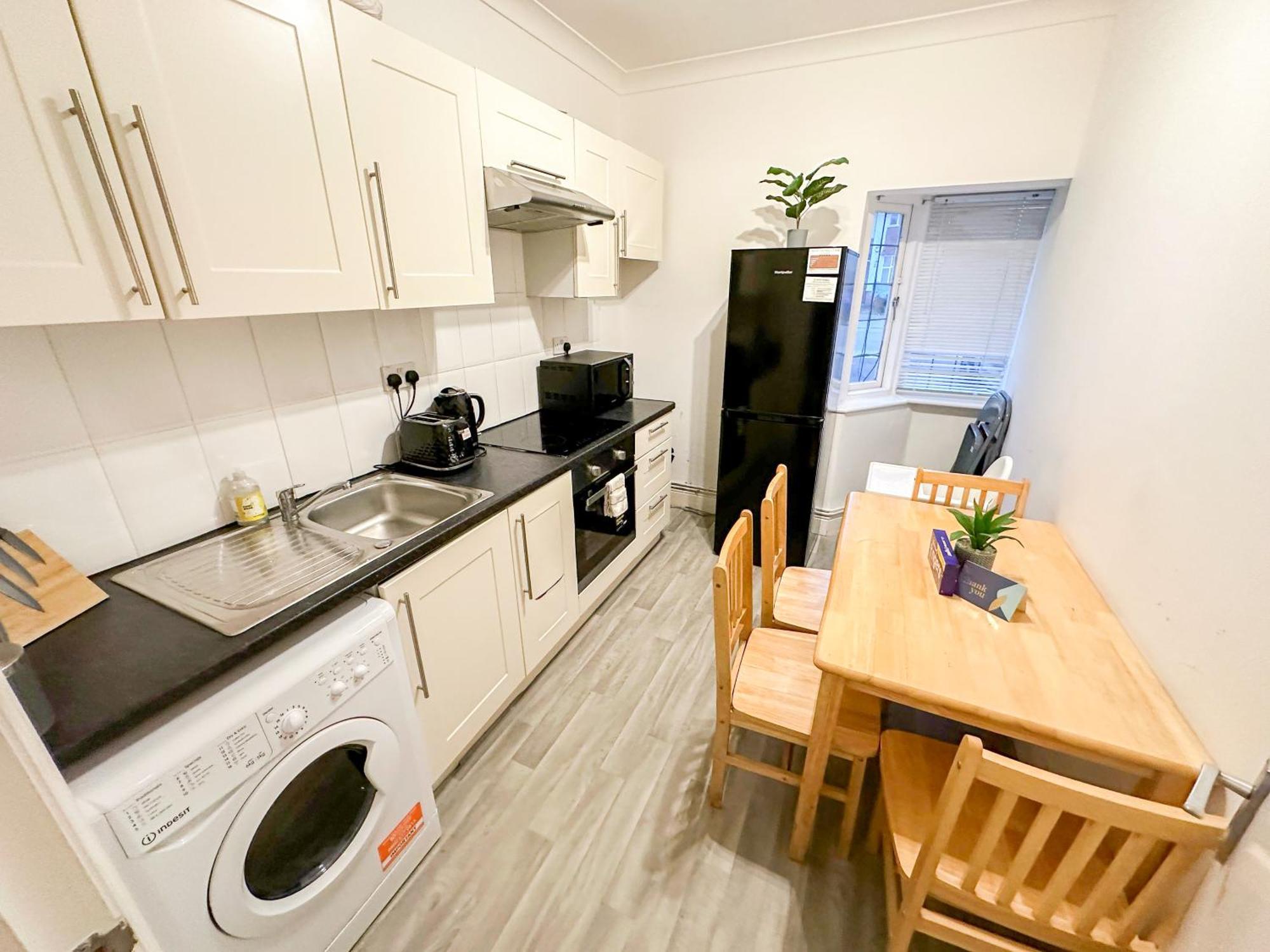 Cosy Apartments Near Hampstead Heath With Free On-Site Parking & Private Gardens, Golders Green Londen Buitenkant foto