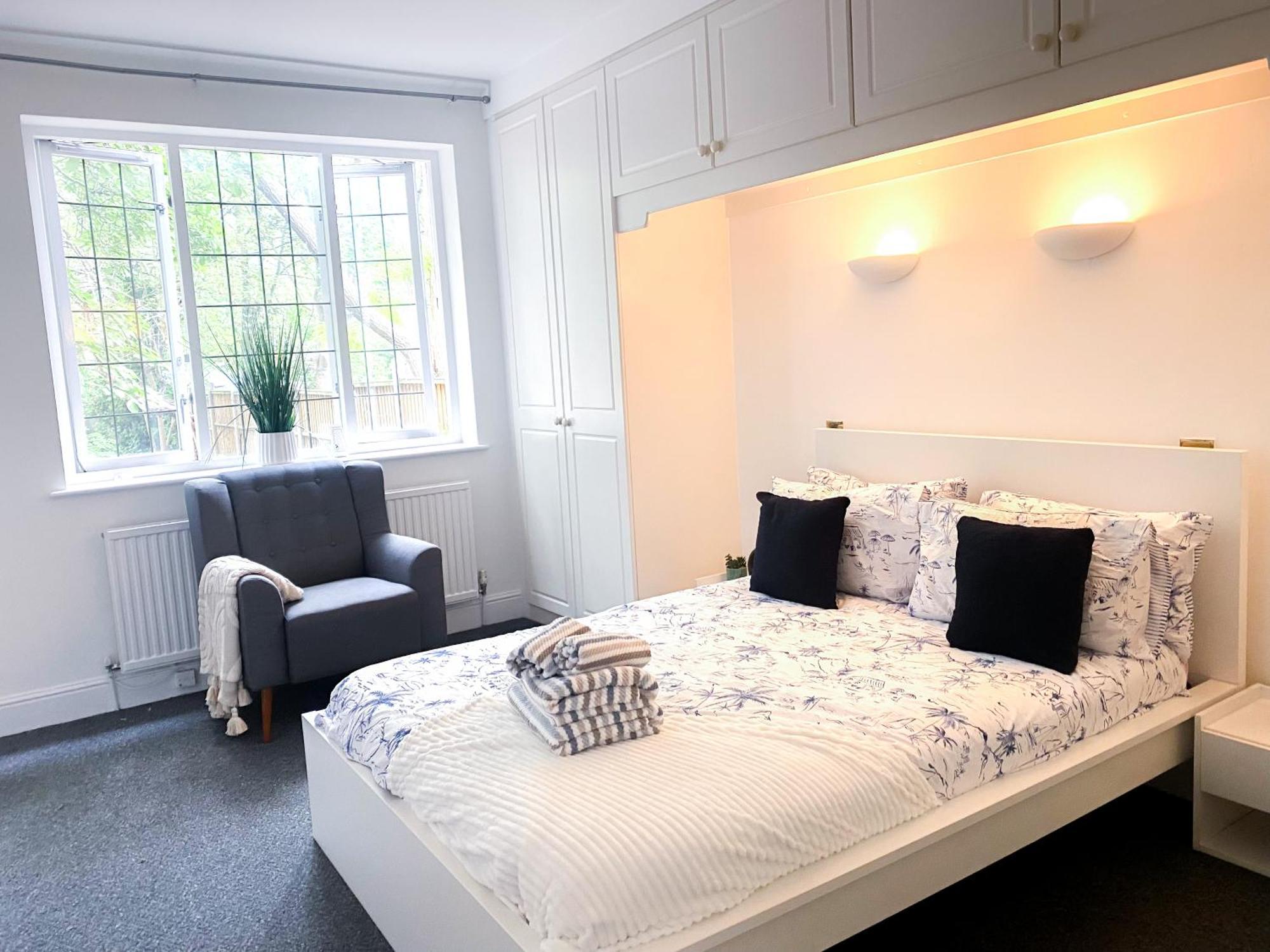 Cosy Apartments Near Hampstead Heath With Free On-Site Parking & Private Gardens, Golders Green Londen Buitenkant foto