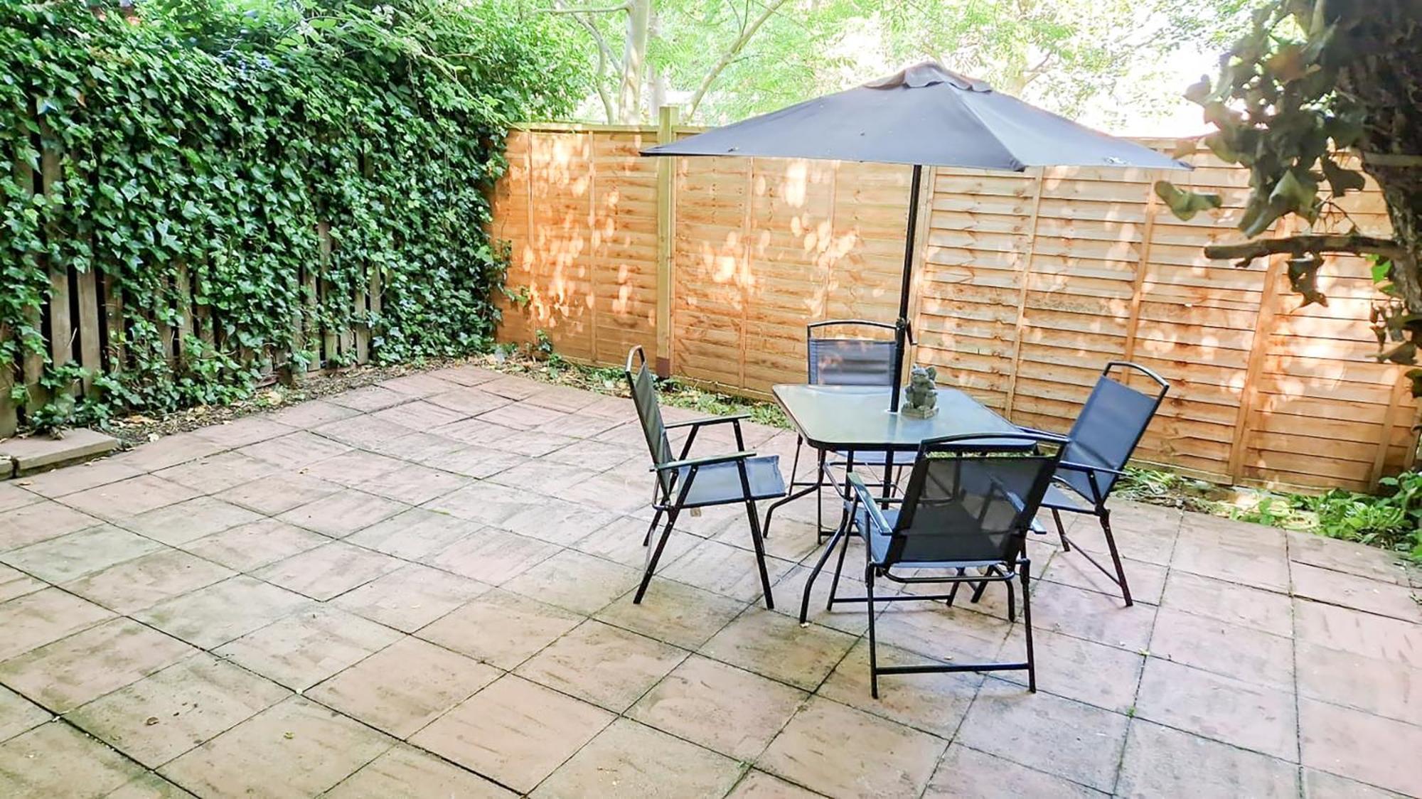 Cosy Apartments Near Hampstead Heath With Free On-Site Parking & Private Gardens, Golders Green Londen Buitenkant foto