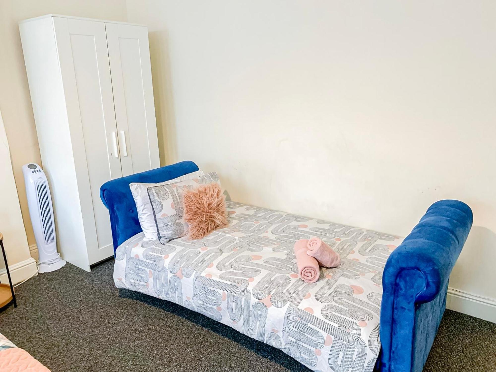 Cosy Apartments Near Hampstead Heath With Free On-Site Parking & Private Gardens, Golders Green Londen Buitenkant foto