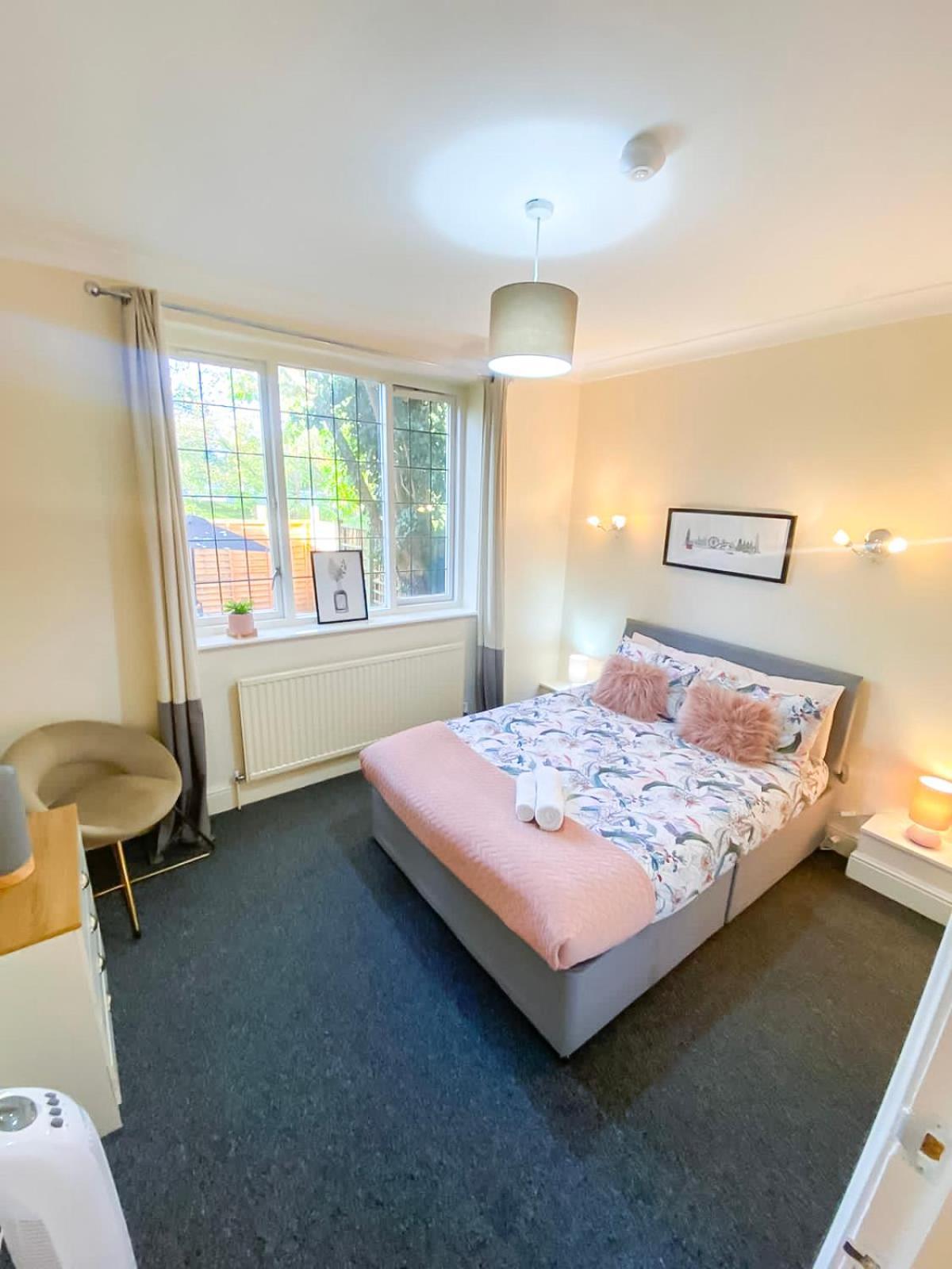 Cosy Apartments Near Hampstead Heath With Free On-Site Parking & Private Gardens, Golders Green Londen Buitenkant foto
